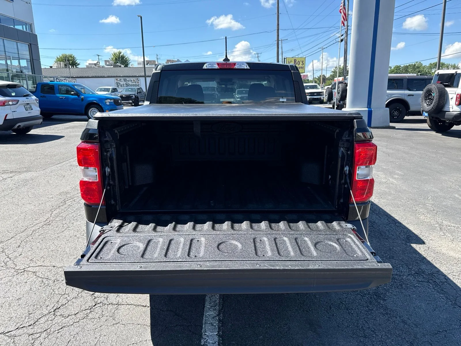 Used 2022 Black Ford XLT image 44