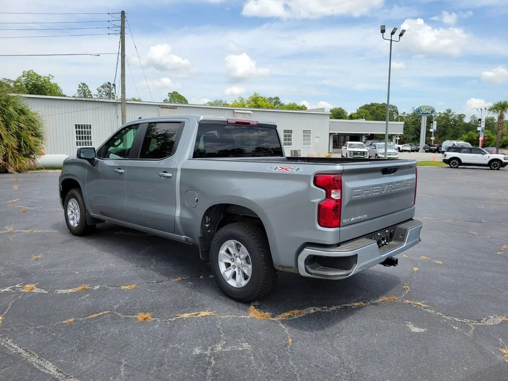 Used 2026 Sterling Gray Metallic Chevrolet LT image 3