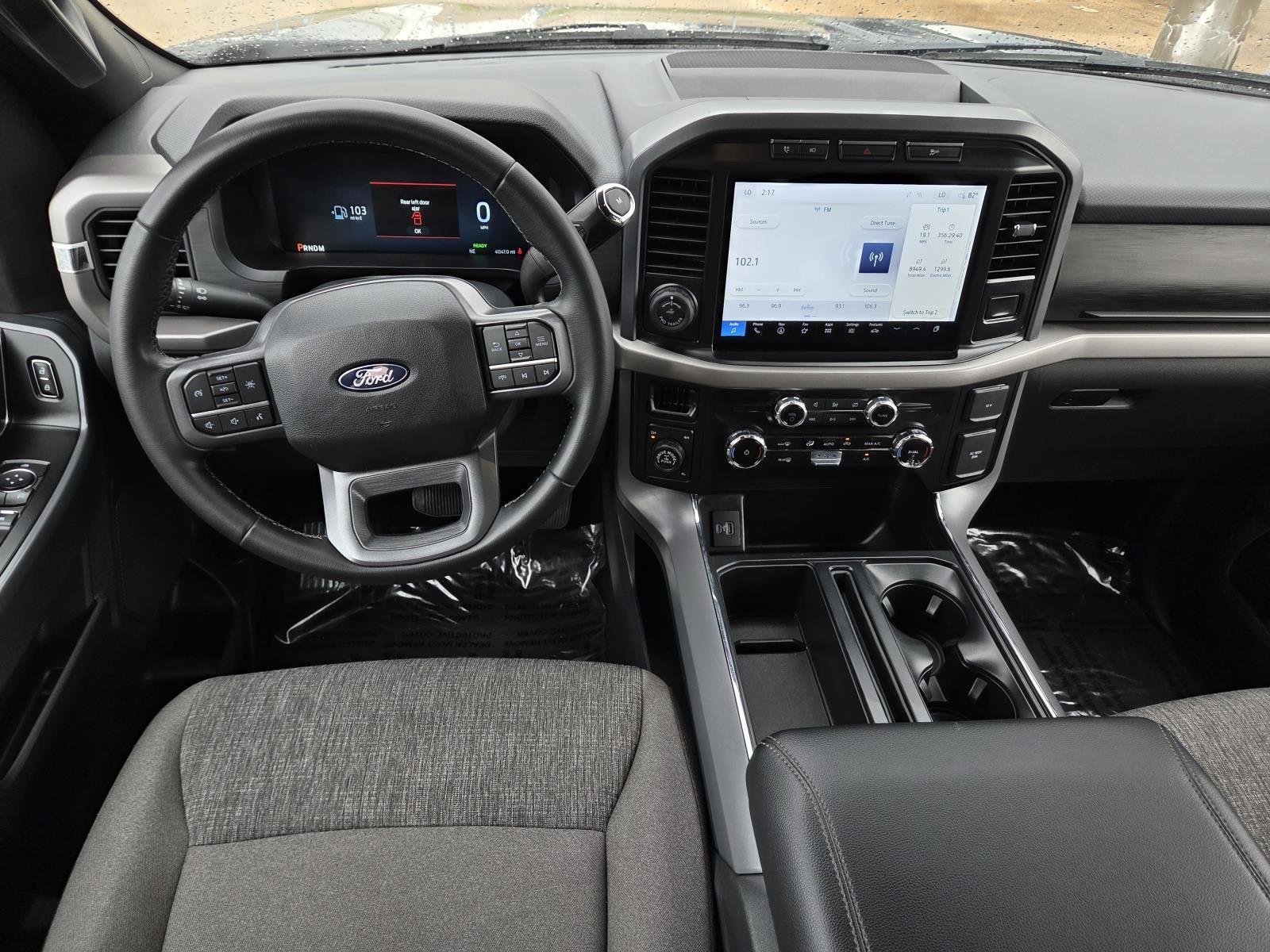 Used 2024 Oxford White Ford XLT image 16