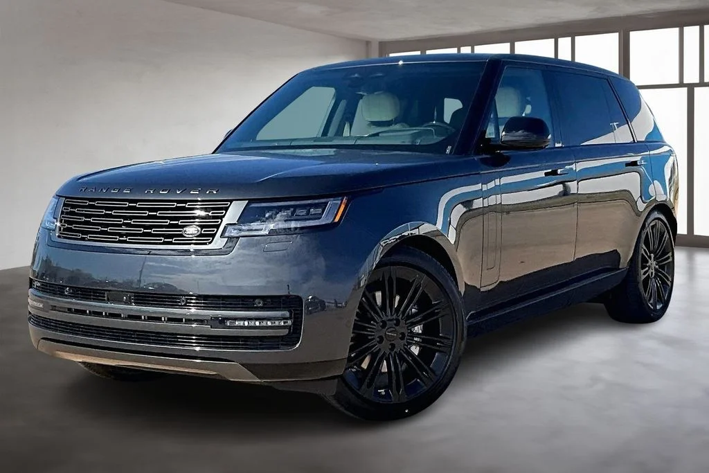 2026 Land Rover Range Rover 3.0 SE LWB 7's photo