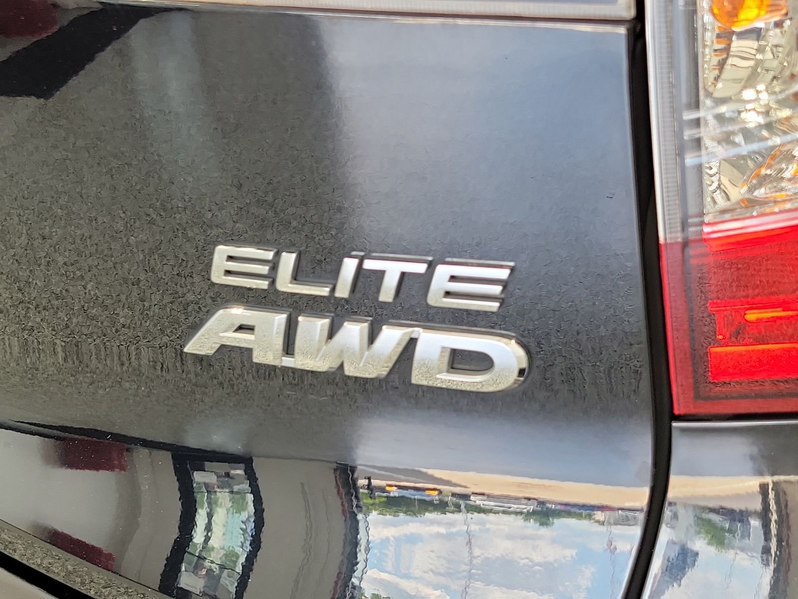 Certified Used 2020  Honda Elite image 5