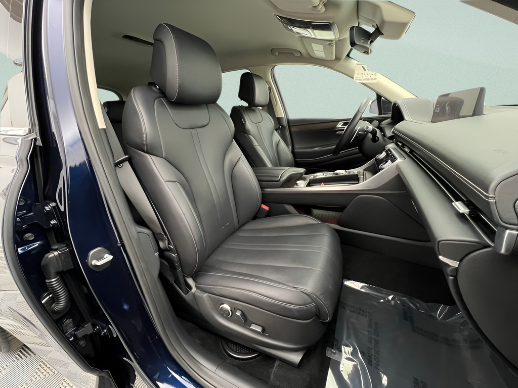 Used 2024 Capri Blue Genesis 2.5T image 13
