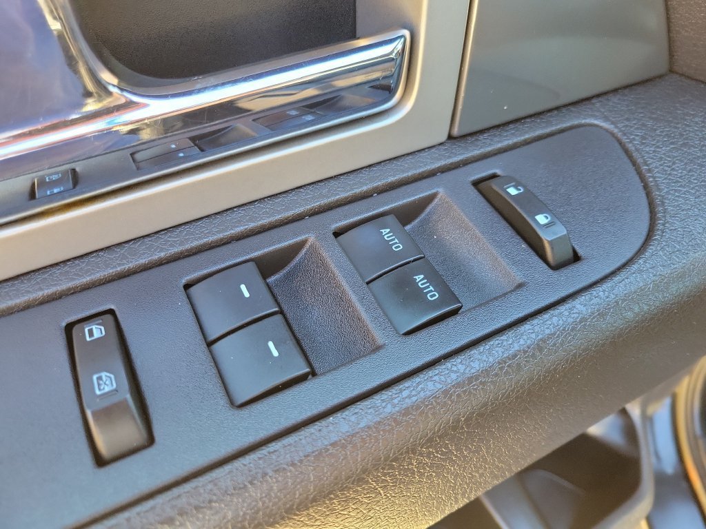 Used 2013 Black Ford FX2 image 16