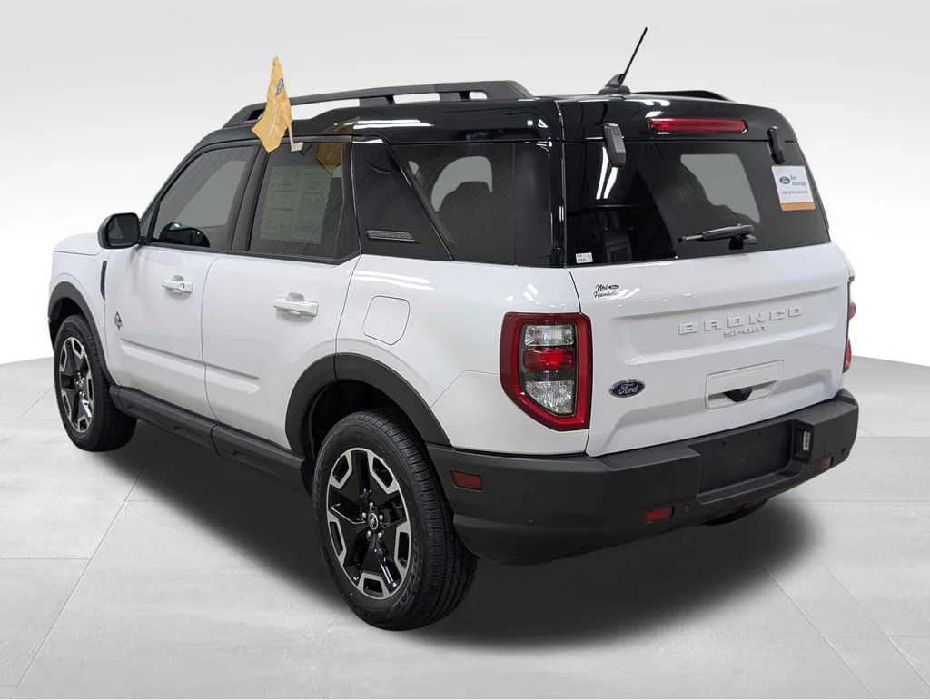 Certified Used 2023 Oxford White Ford Outer Banks image 21