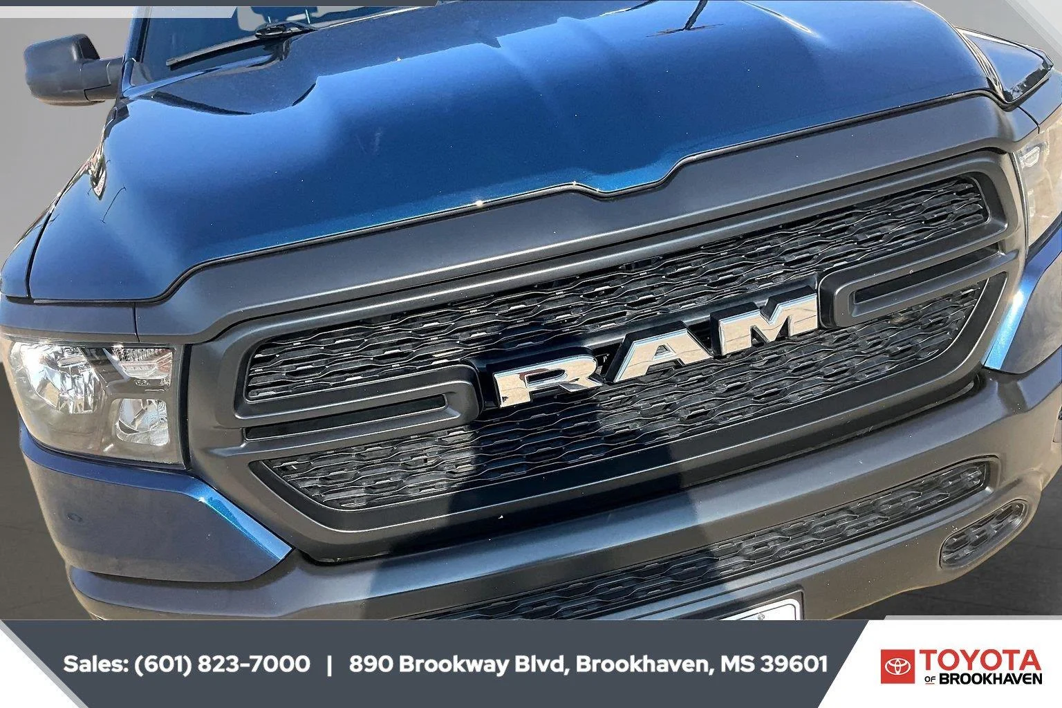 Used 2024 Patriot Blue Pearlcoat Ram Tradesman image 21