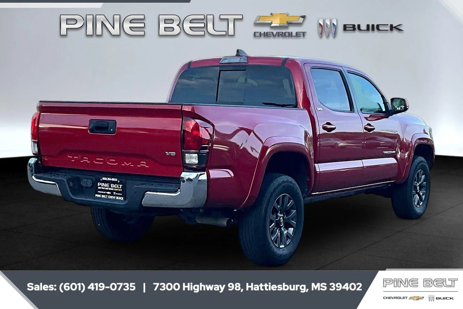 Used 2022 Barcelona Red Metallic Toyota SR5 image 12