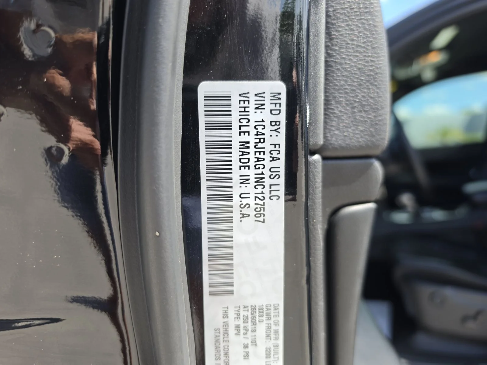 Used 2022 Black Jeep Laredo X image 43