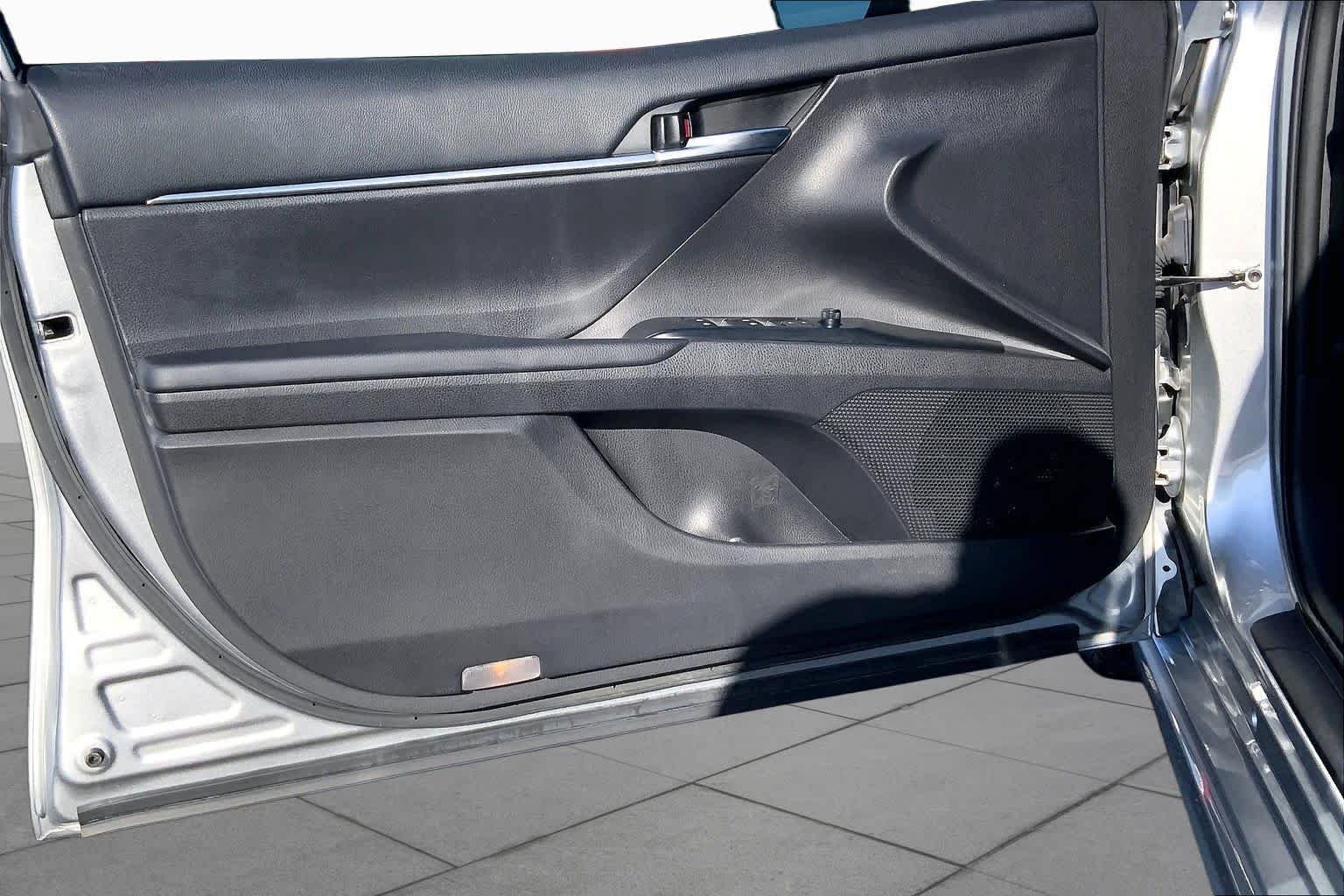 Used 2019 Celestial Silver Metallic Toyota SE image 22