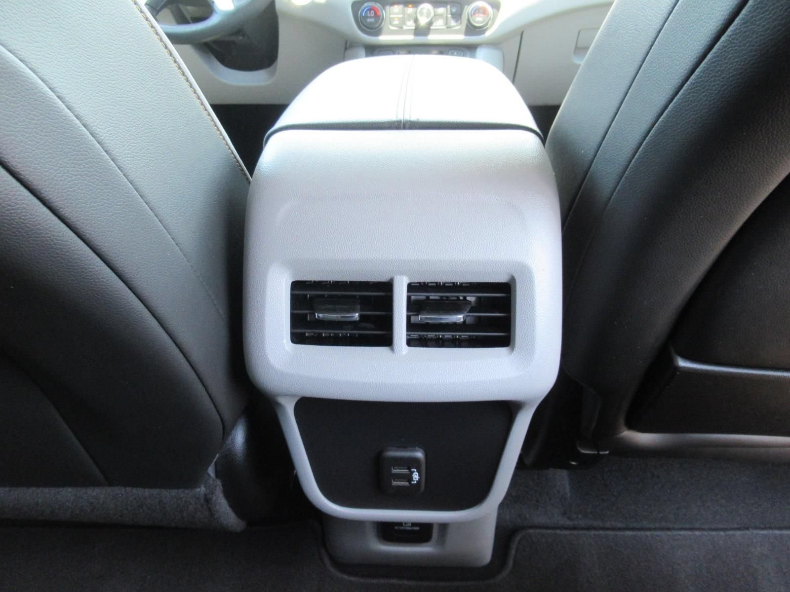 Used 2021 EBONY TWILIGHT METALLIC GMC SLT image 33