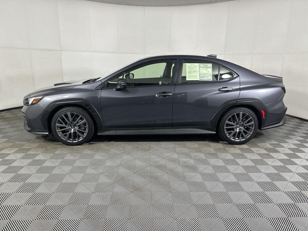 Used 2022 Magnetite Gray Metallic Subaru GT image 3