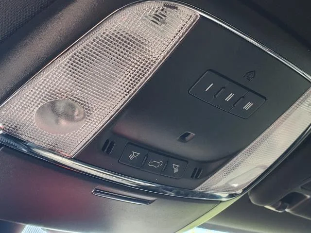 Used 2022 Bright White Clearcoat Jeep Laredo X image 19