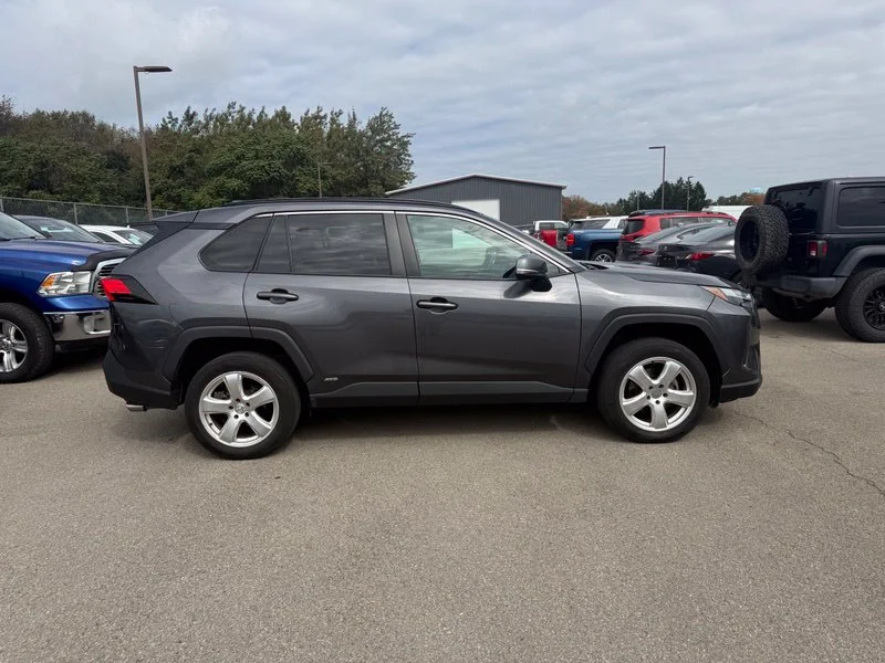 Used 2022 Gray Toyota XLE image 15