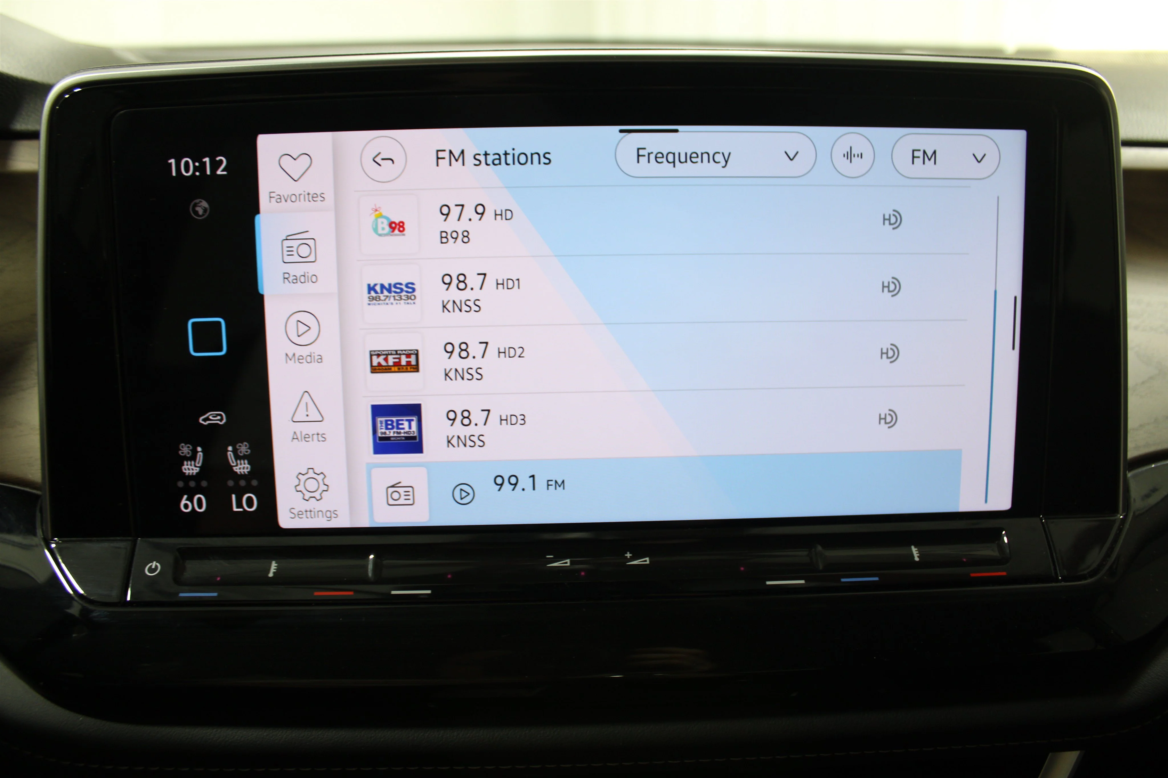 2025 Volkswagen Atlas SE - Photo 14