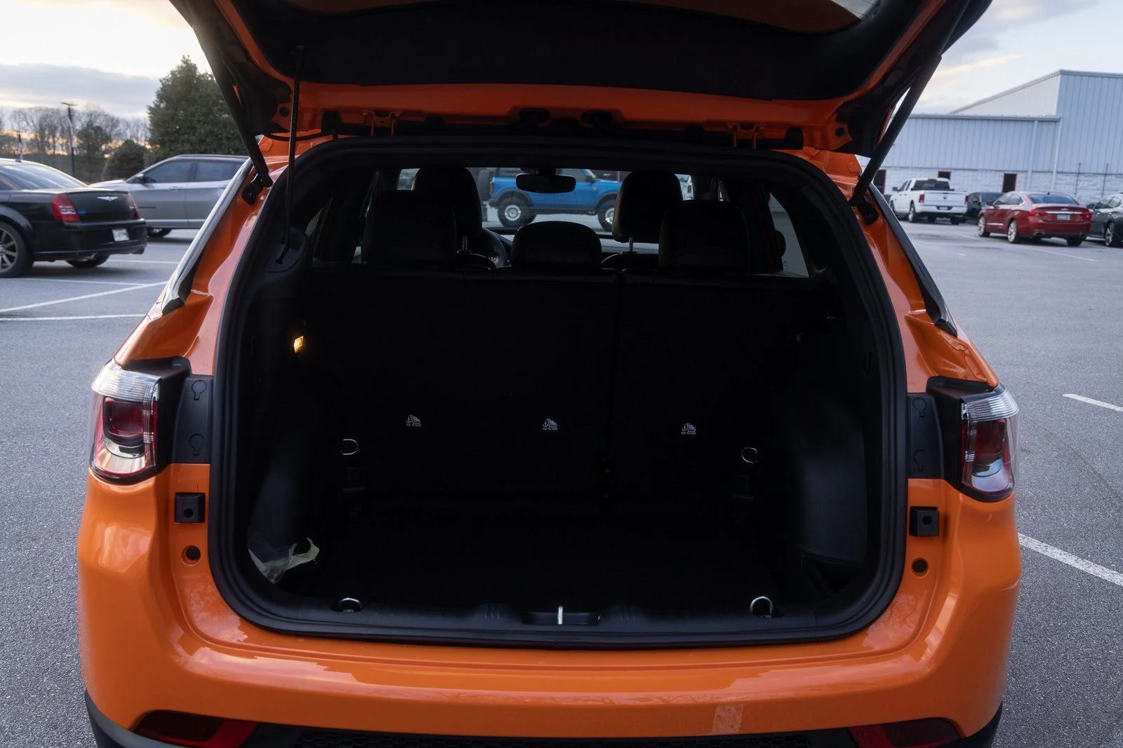 New 2026 Joose Exterior Paint Jeep Latitude image 9