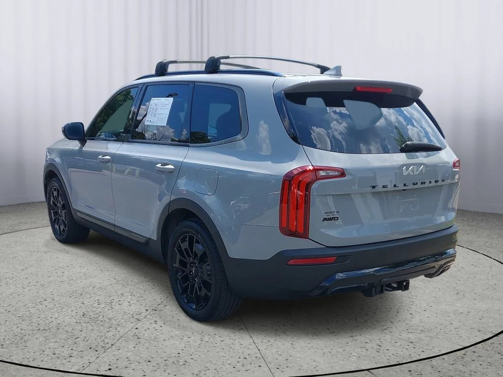 Used 2022 Gray Kia SX image 5
