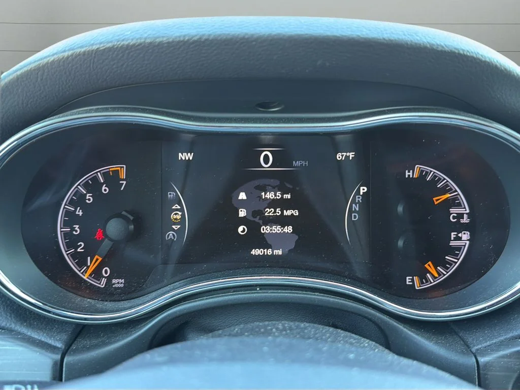 Used 2020 Black Jeep Altitude image 13