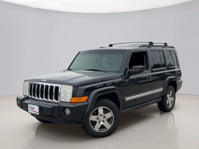 2010 Jeep Commander Sport 4X4's photo