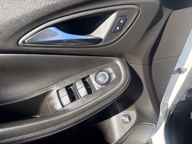Used 2024 Summit White Buick Sport Touring image 9