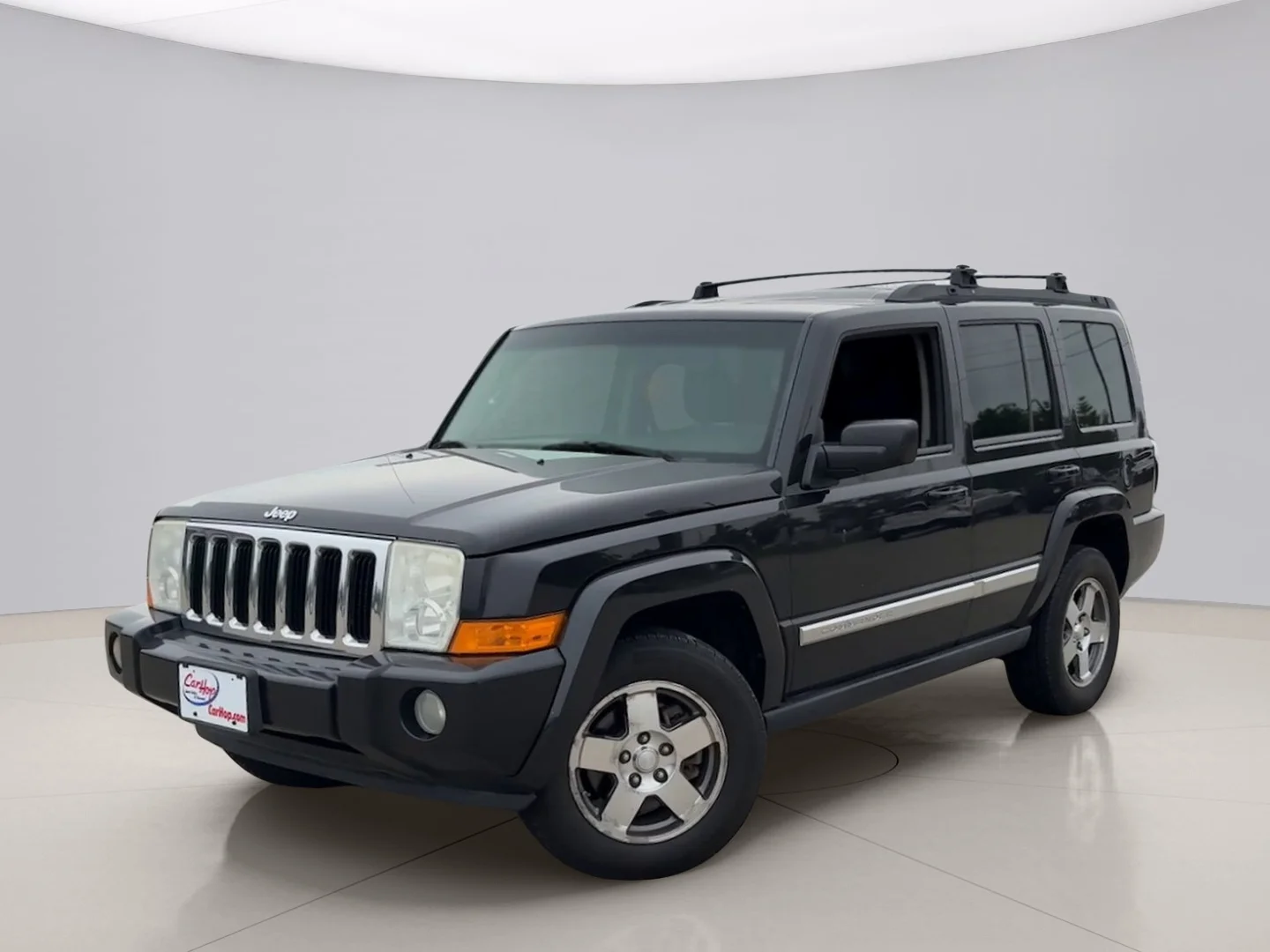 2010 Jeep Commander Sport 4X4's photo