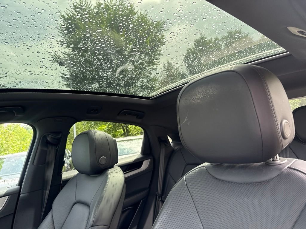 Used 2024 Quartzite Grey Metallic Porsche Base image 15