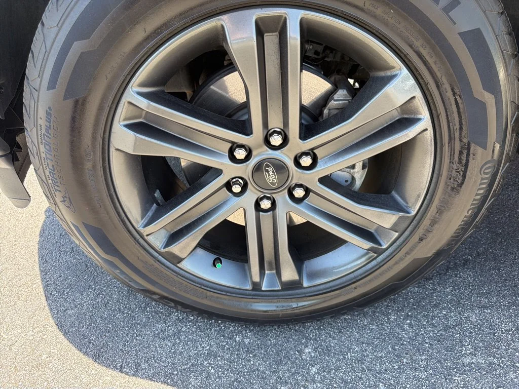 Used 2022 Carbonized Gray Metallic Ford XLT image 5