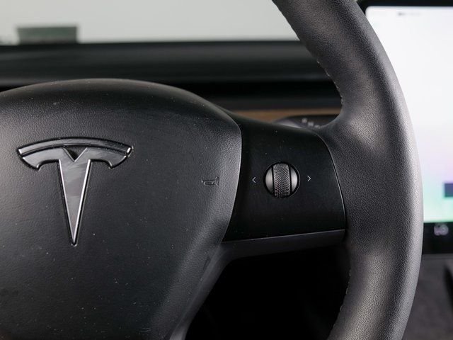 Used 2023 Pearl White Multi-Coat Tesla Base image 18