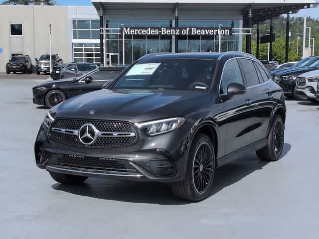 New 2026 Graphite Grey Metallic Mercedes-Benz GLC 300 image 4