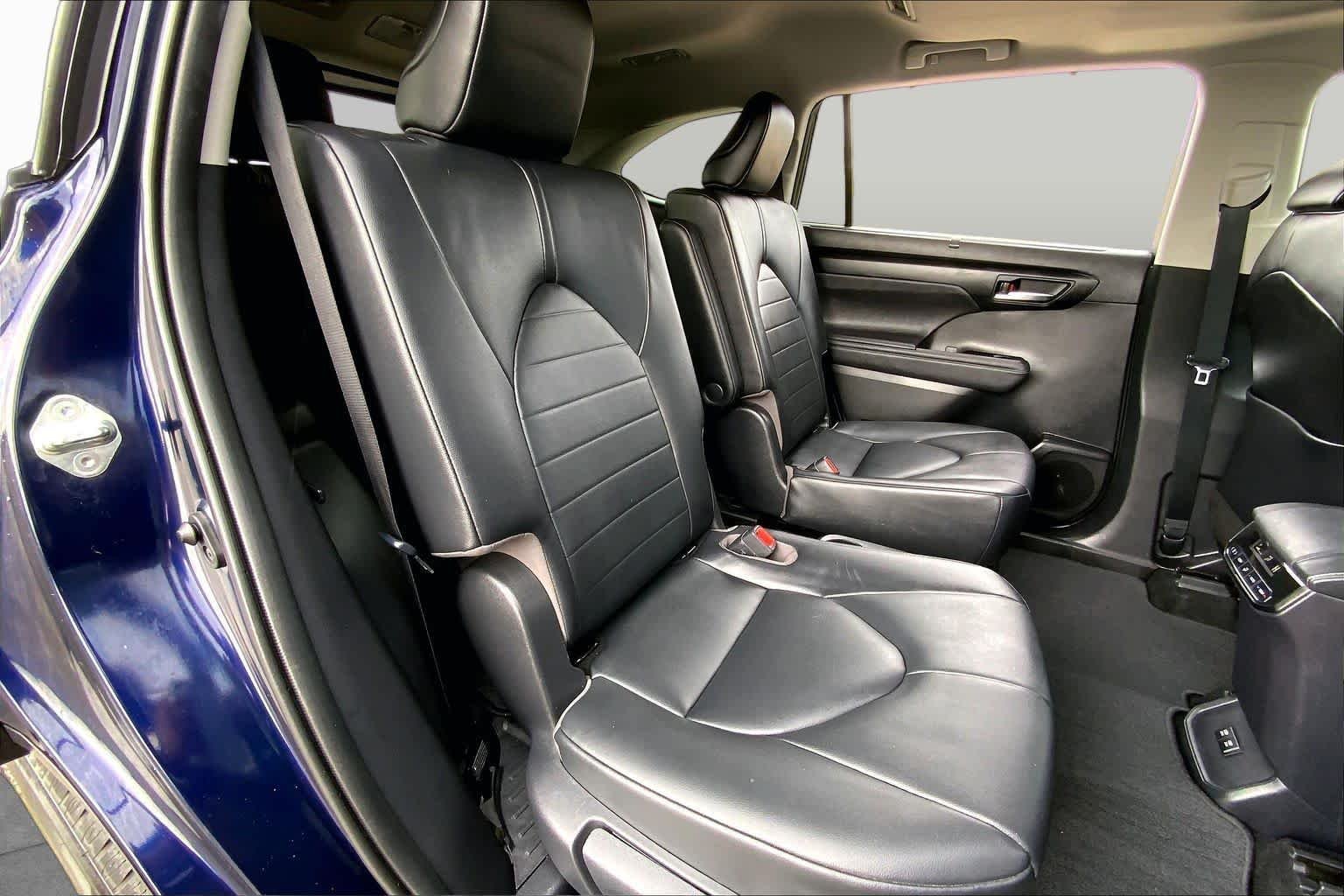 Used 2020 Blueprint Toyota XLE image 19