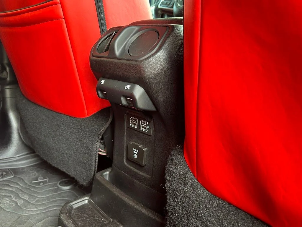 Used 2018 Black Jeep Unlimited Sahara image 39