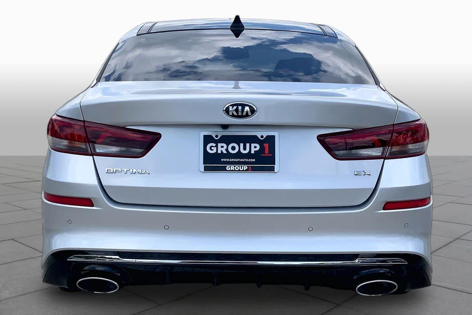 Used 2020 Sparkling Silver Kia EX Premium image 5
