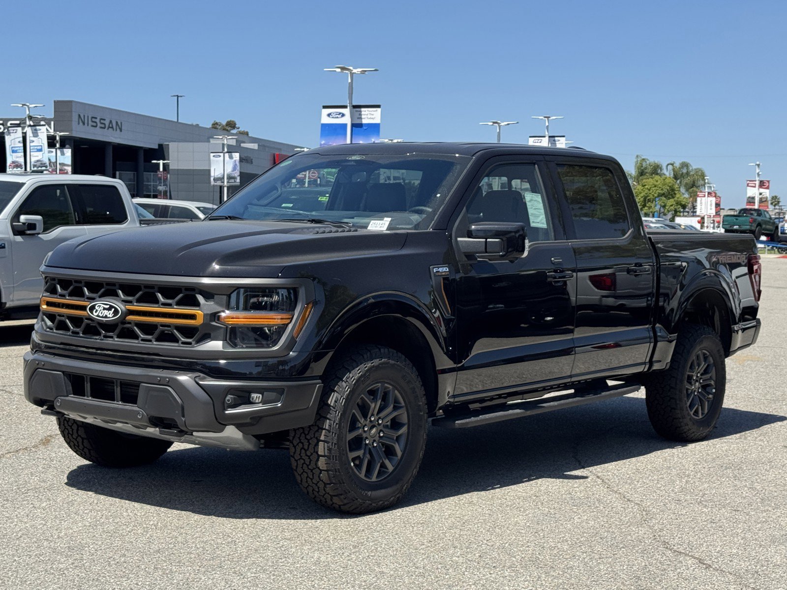 New 2025 Agate Black Metallic Ford Tremor® image 3