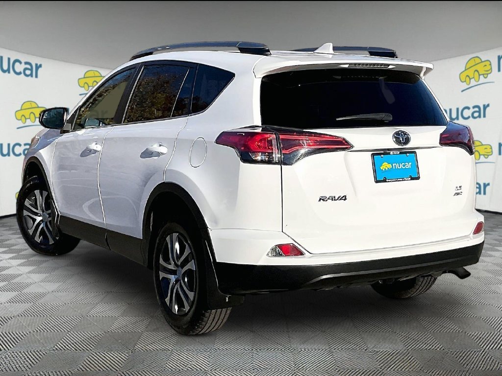 Used 2018 White Toyota LE image 4