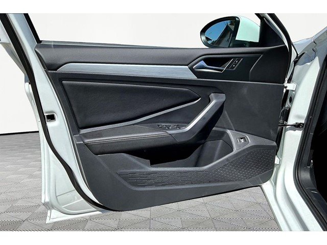 New 2026 Pure White Volkswagen 1.5T S image 20