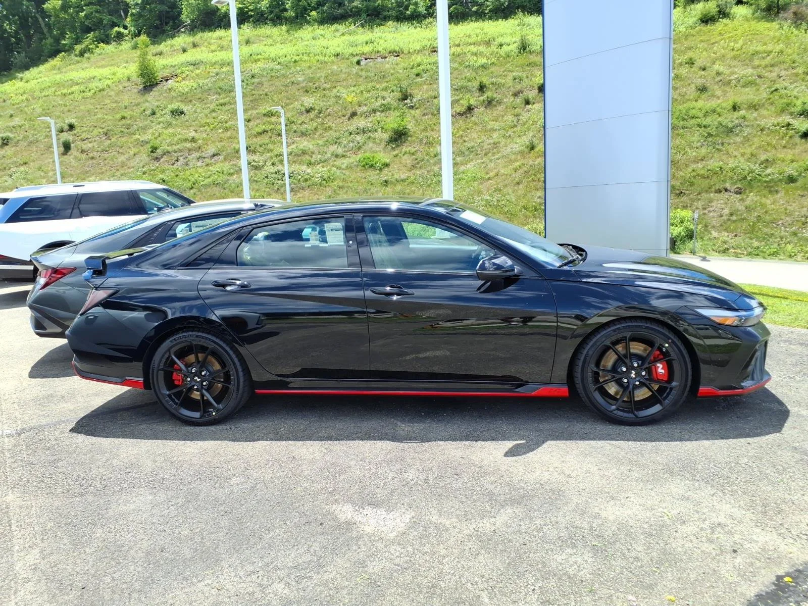 New 2026 Abyss Black Hyundai  image 2