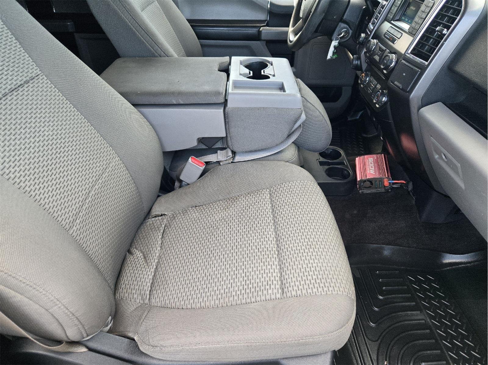 Used 2016 Oxford White FORD  image 14
