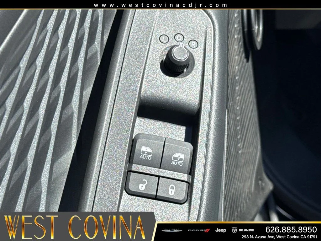 New 2026 Diamond Black Crystal Pearlcoat Dodge Scat Pack image 20