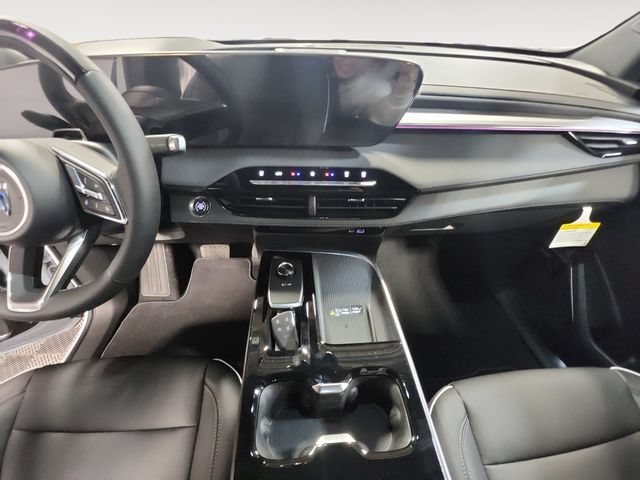 New 2026 Iridescent White Tricoat Buick Preferred image 11