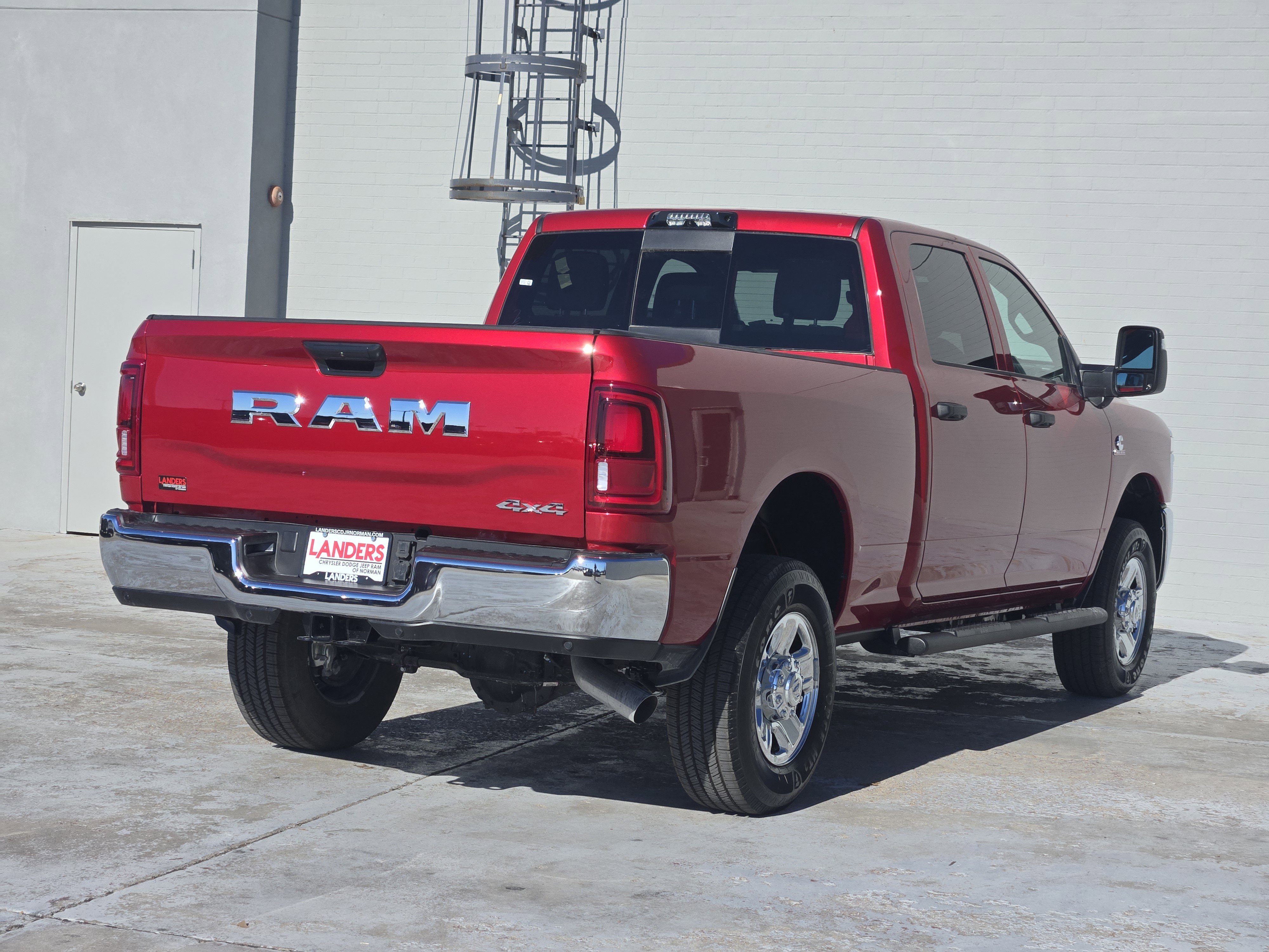 New 2026 Molten Red Pearl-Coat Exterior Paint RAM Tradesman image 4