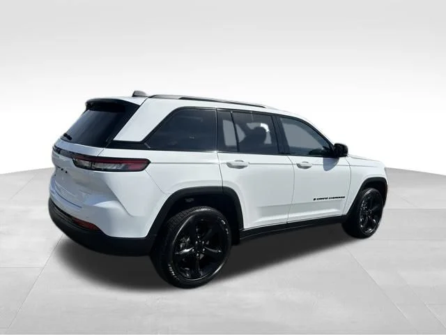 2025 Jeep Grand Cherokee Altitude - Photo 4