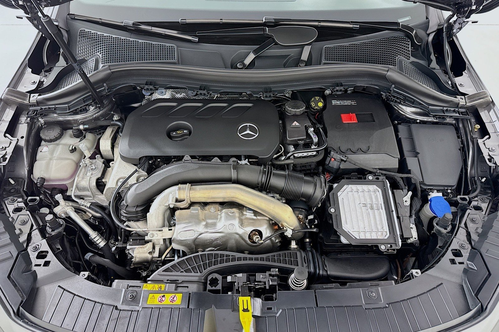 Certified Used 2026 Mountain Grey Metallic Mercedes-Benz GLA 250 image 11