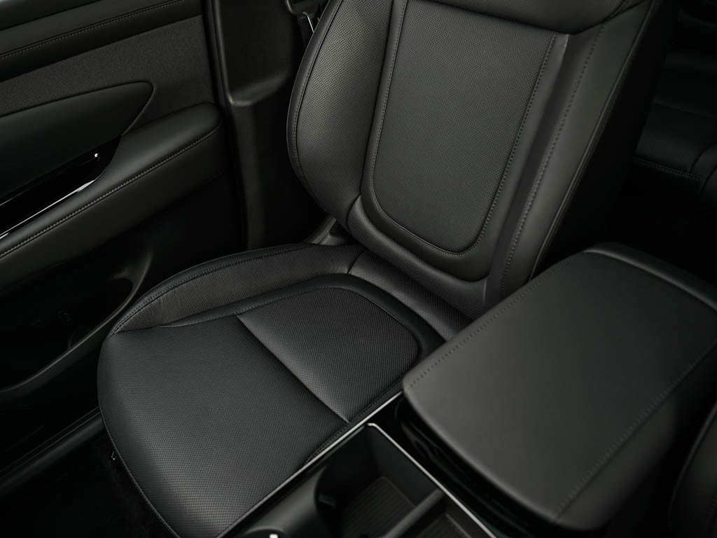 New 2026 Shimmering Silver Hyundai Limited AWD image 26