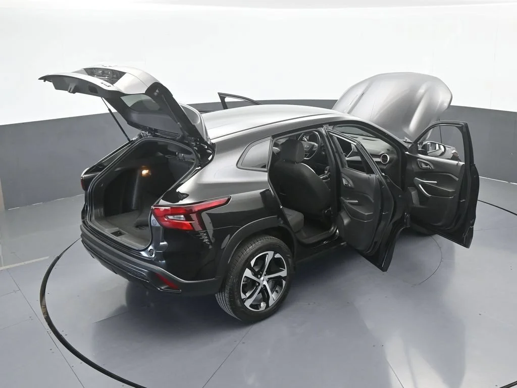 Used 2025 Mosaic Black Metallic Chevrolet 1RS image 63