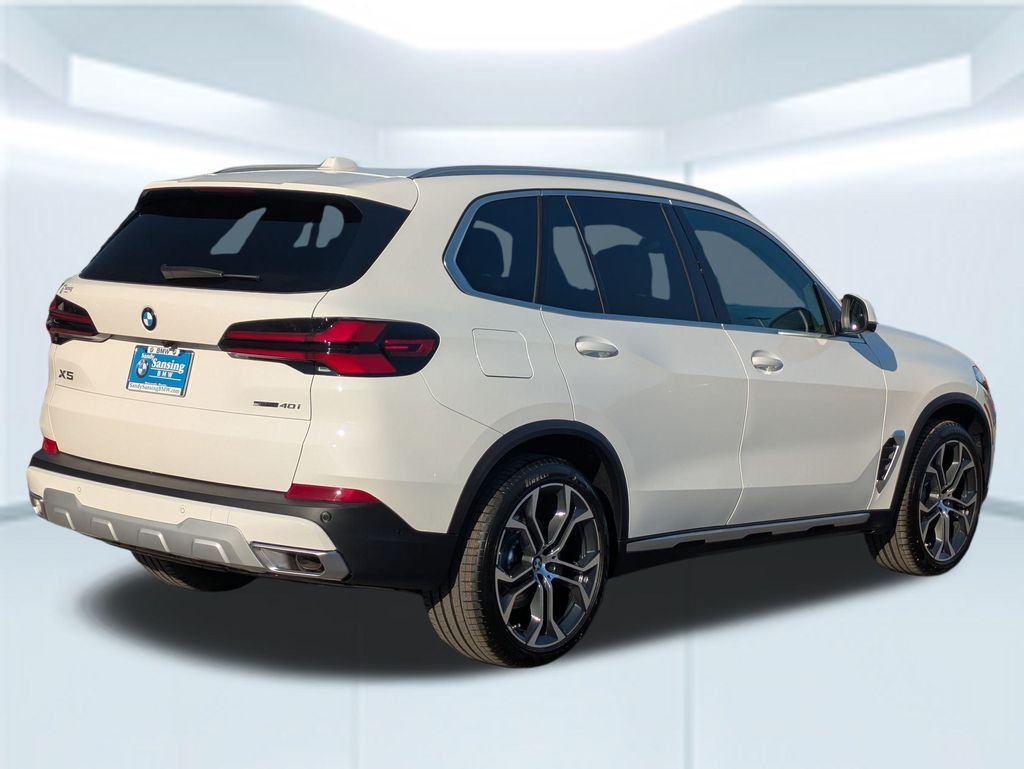 New 2026 Alpine White BMW sDrive40i image 5