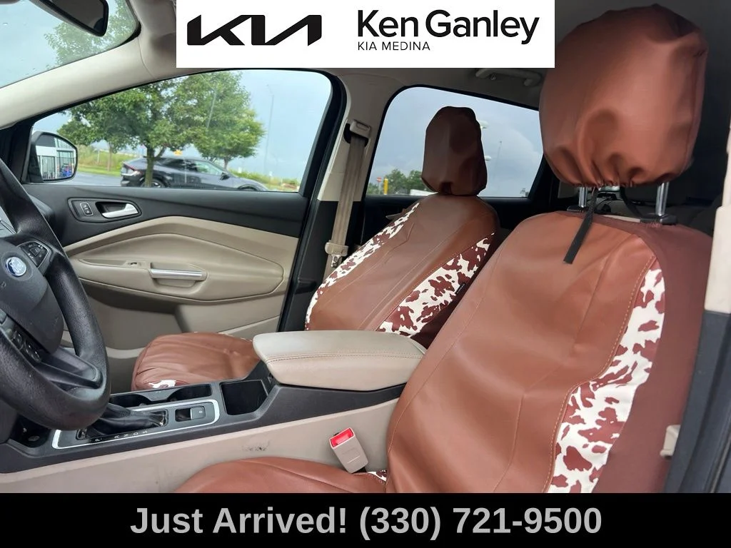 Used 2018 White Ford SE image 11
