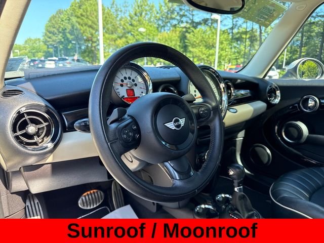 Used 2012 Pepper White MINI Base image 10