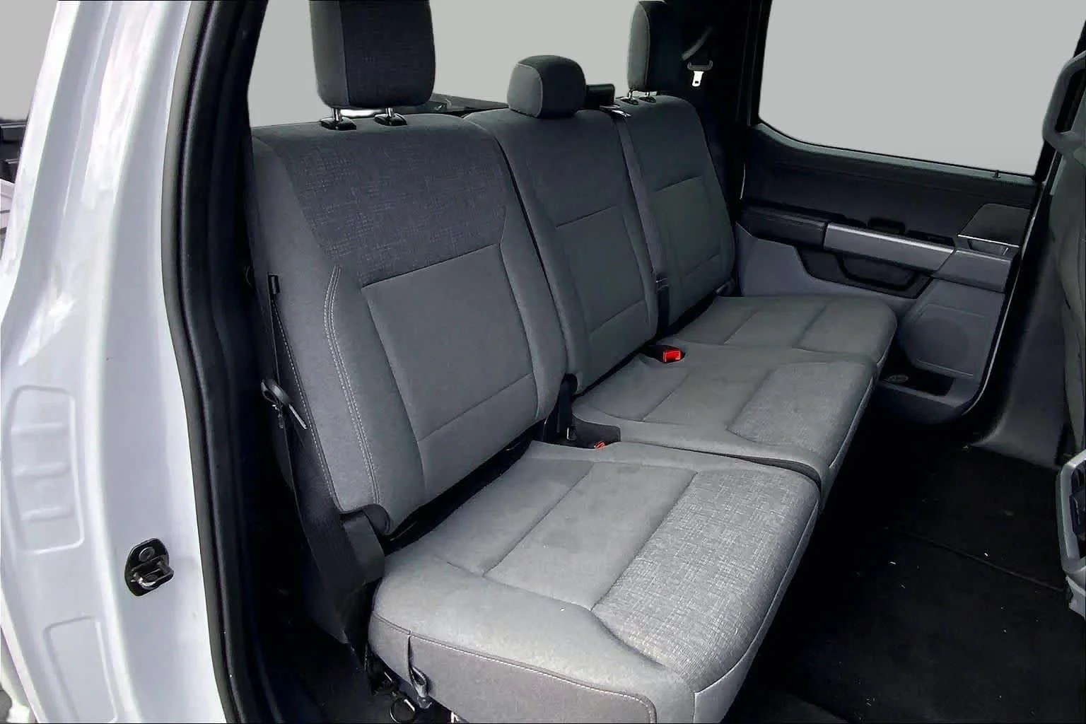 Used 2024 Avalanche Ford XLT image 19