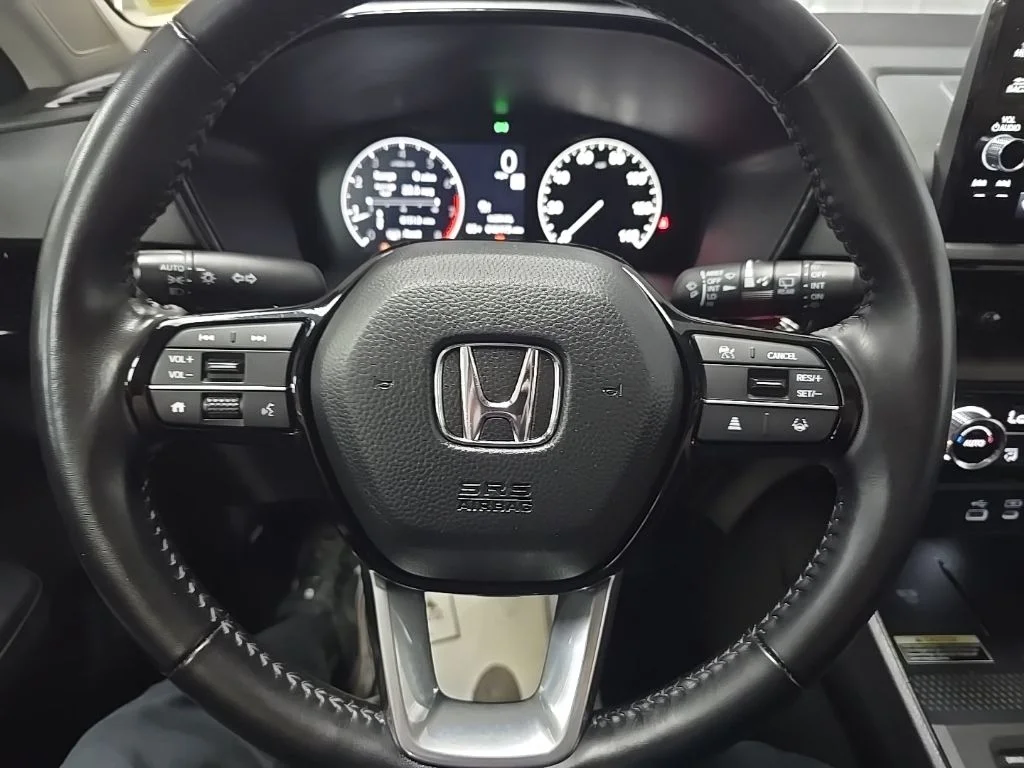 Used 2025  Honda EX-L image 19