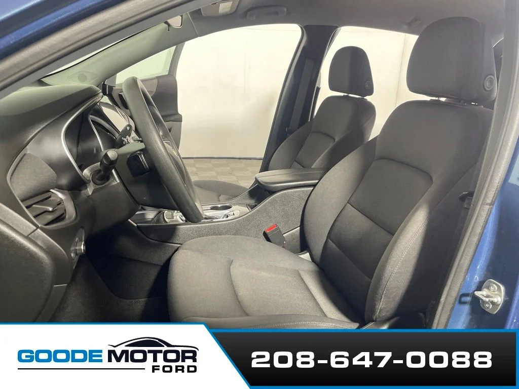 Used 2024 Blue Chevrolet LT image 10