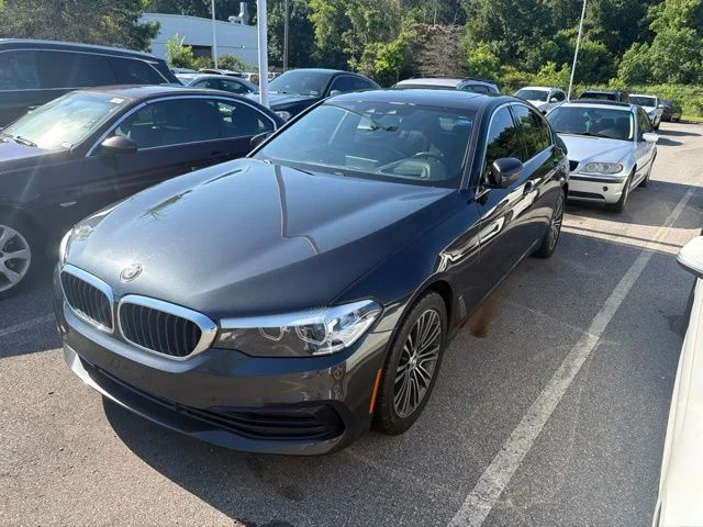 2019 BMW 5 Series 530i Sedan's photo