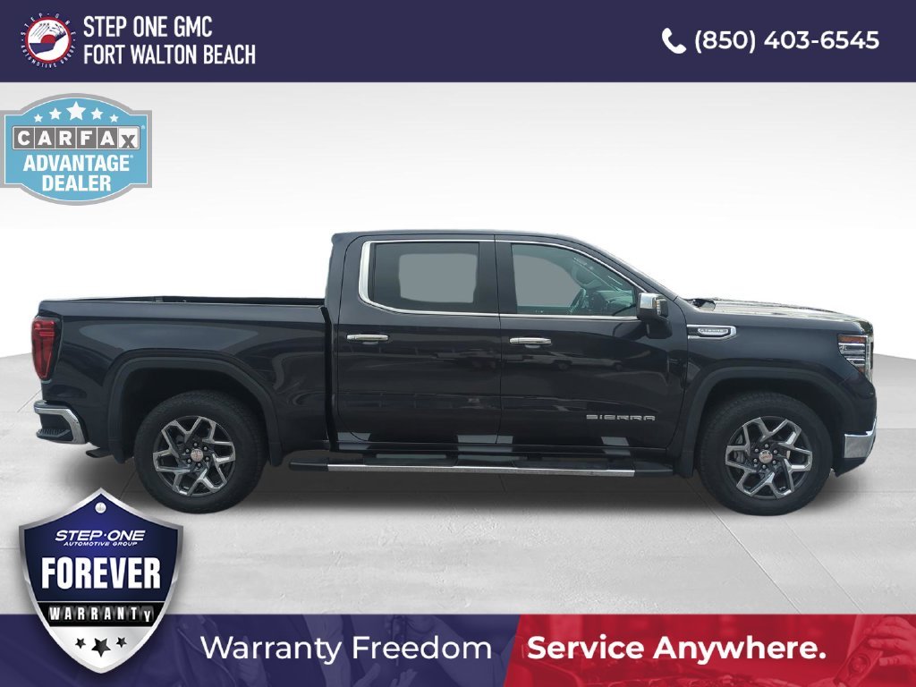 Used 2024 Silver GMC SLT image 7